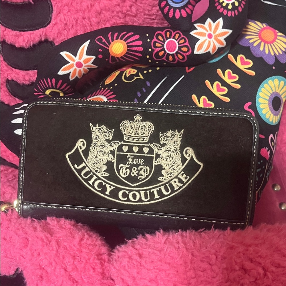Juicy Couture Brown and Cream Wallet